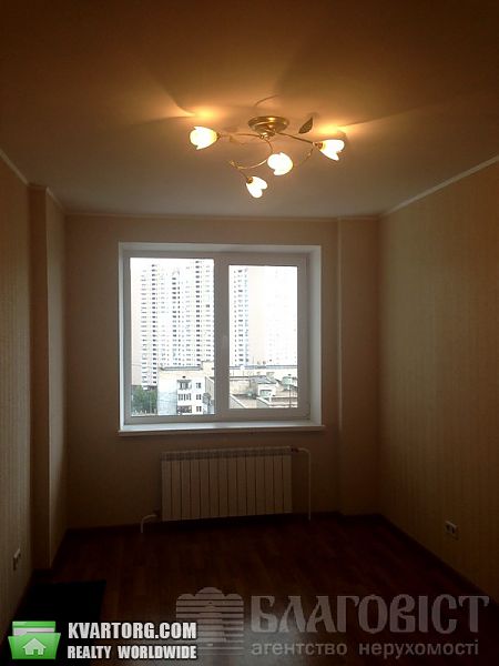 Sell 3-room apartment. Киев, Здолбуновская — photo 2