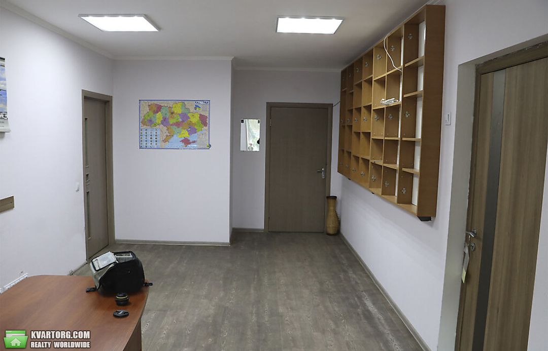 Rent out office. Киев, Кирилівська — photo 2