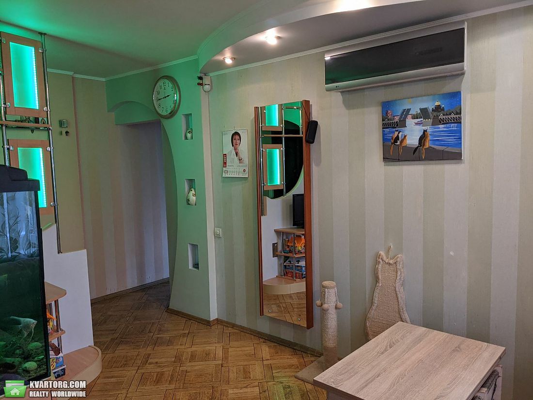 Sell 3-room apartment. Киев,  Приречная — photo 5