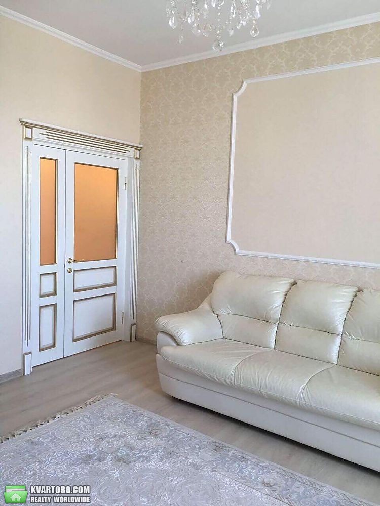 Rent out 3-room apartment. Киев,  Красногвардейская — photo 7