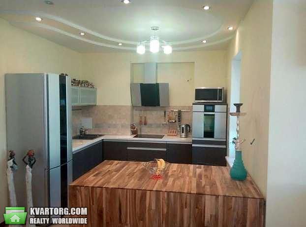 Rent out 2-room apartment. Киев, Приорская ул. — photo 5