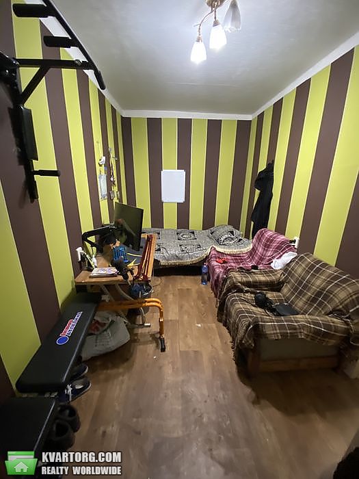 Sell 3-room apartment. Киев,  Еленовская — photo 2
