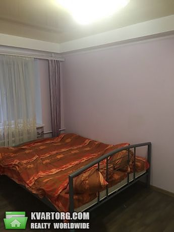 Rent out 2-room apartment. Киев, Кириловская — photo 1