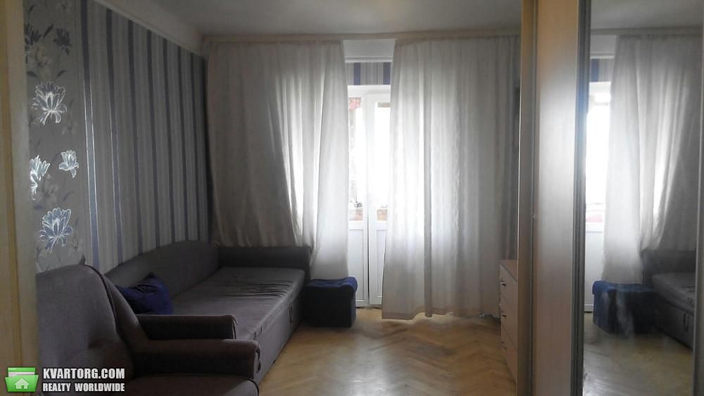 Sell 3-room apartment. Киев,  Серафимовича — photo 4