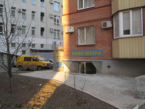 продам торговую площадь. Полтава,  Артема - фото 9