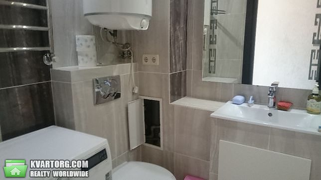 Rent out 2-room apartment. Киев,  Щусева — photo 9