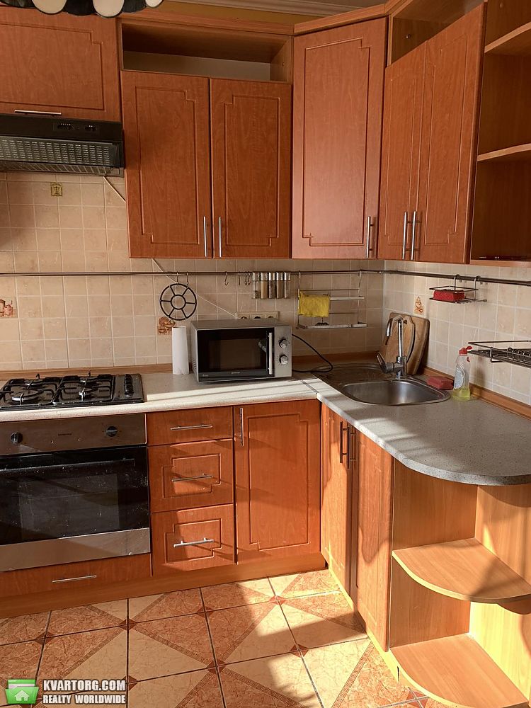 Rent out 2-room apartment. Ирпень, Антонова — photo 1
