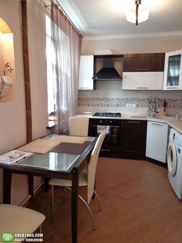 Rent out 2-room apartment. Киев, Назаровская — photo 4