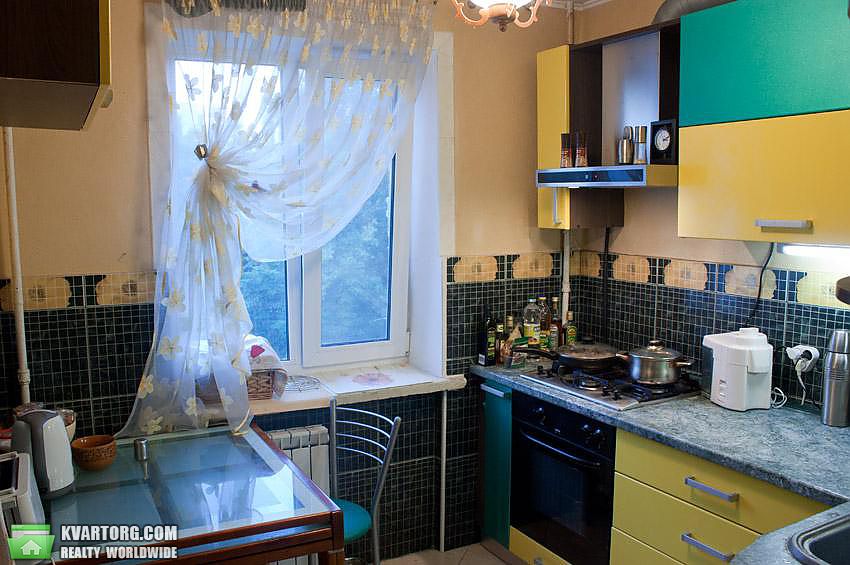 Sell 2-room apartment. Киев,  Курская — photo 1