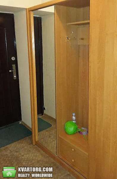 Rent out 1-room apartment. Киев, Нижнеюрковская — photo 5