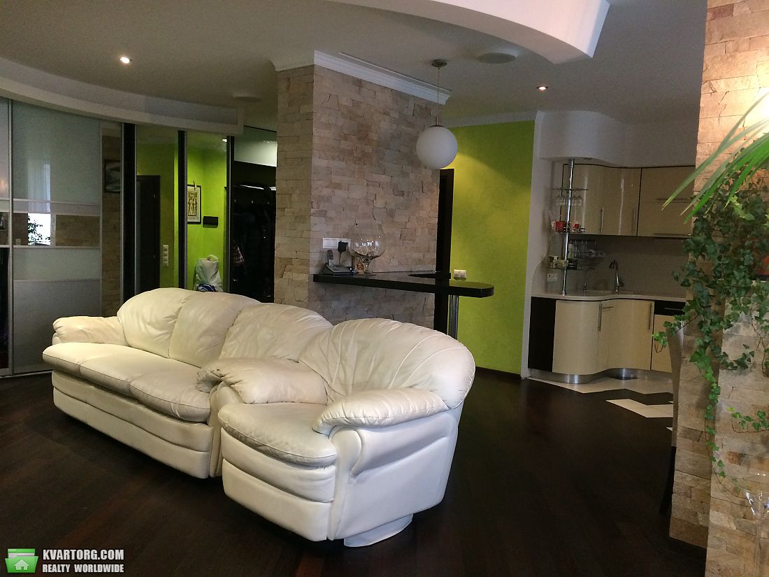 Sell 3-room apartment. Киев, Урловская — photo 1