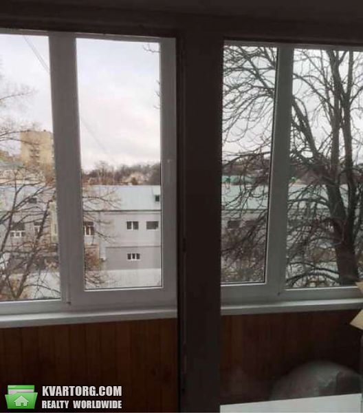 Sell 1-room apartment. Киев, Фрунзе ул. — photo 2