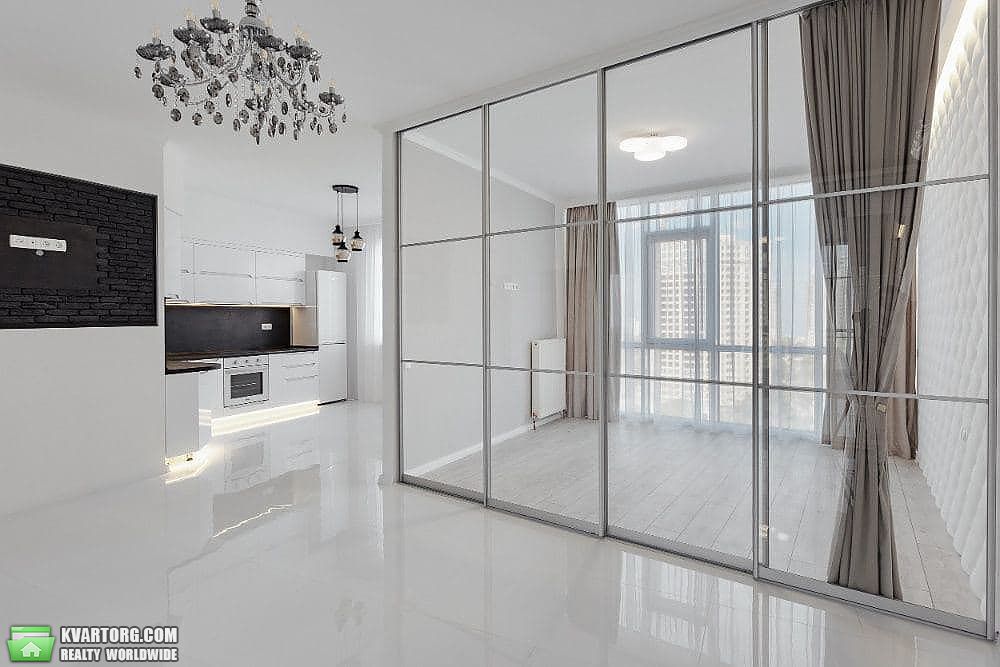 Sell 1-room apartment. Одесса, ул. Генуэзская, 1 — photo 1