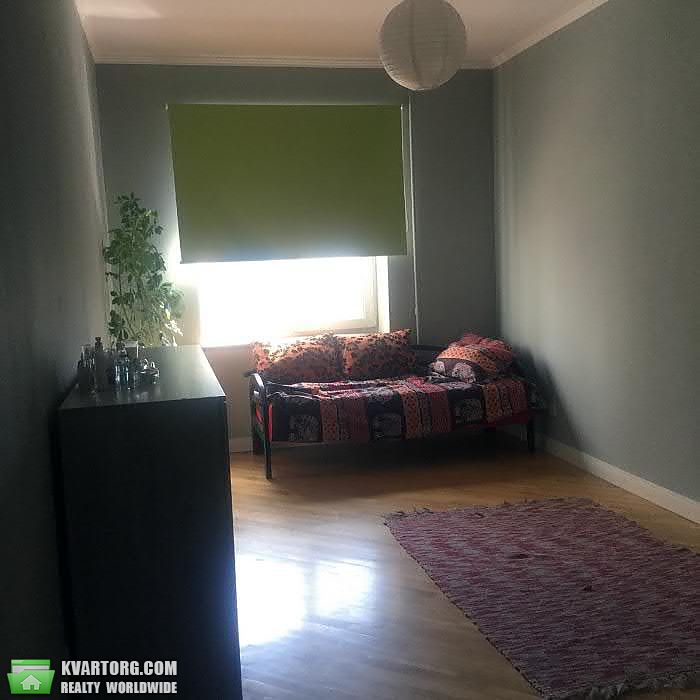 Sell 3-room apartment. Киев,  Срибнокильская — photo 9