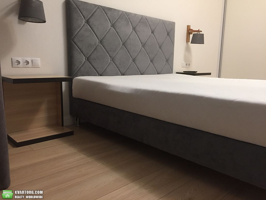Rent out 1-room apartment. Киев,  Филатова — photo 1