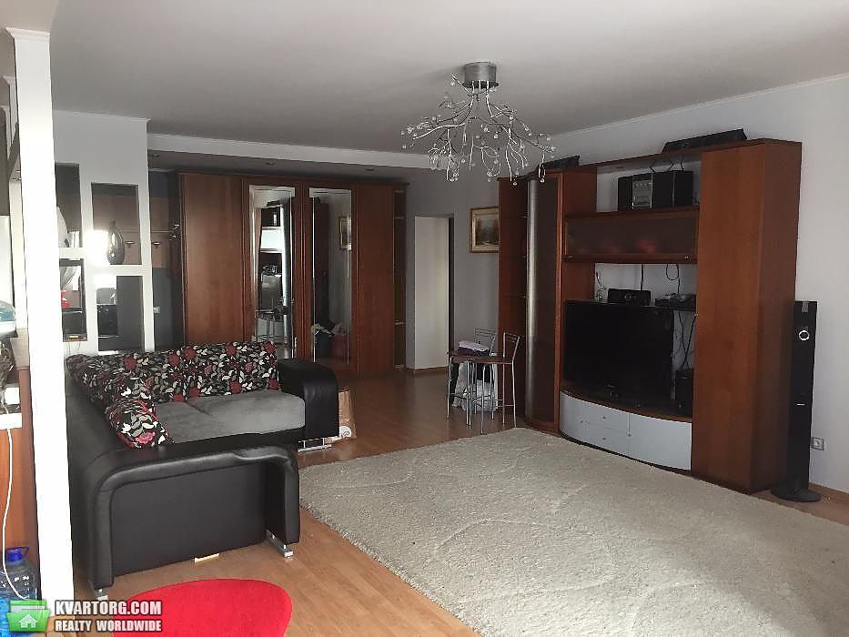 Rent out 3-room apartment. Киев,  Мельникова — photo 2