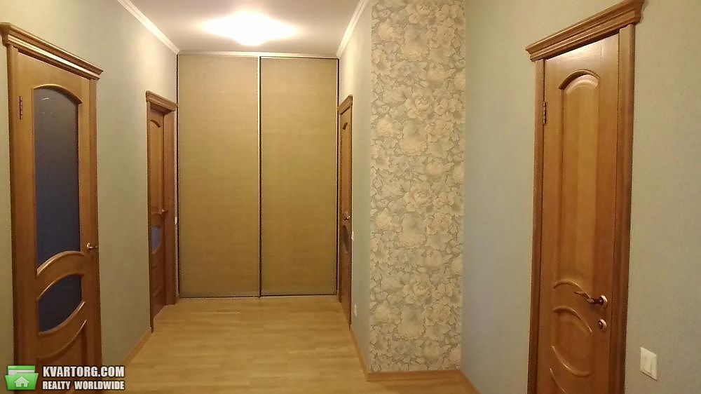 Sell 3-room apartment. Киев,  Автозаводская — photo 4