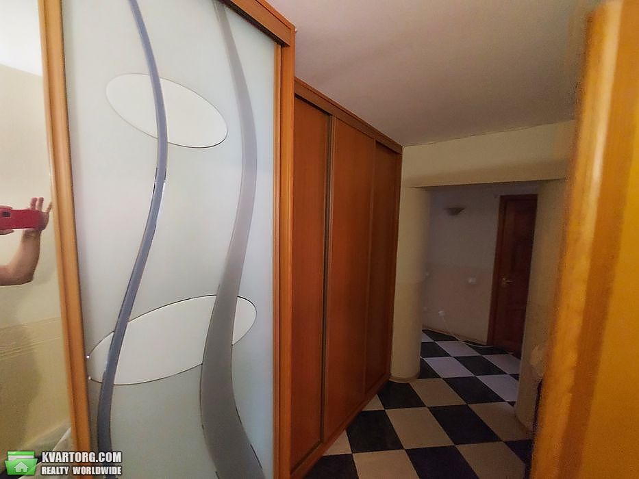 Sell 3-room apartment. Киев,  Урловская — photo 2
