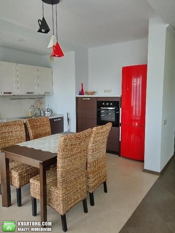 Rent out 2-room apartment. Киев,  Чавдар — photo 3