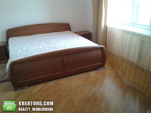 Rent out 3-room apartment. Киев, Декабристов — photo 5