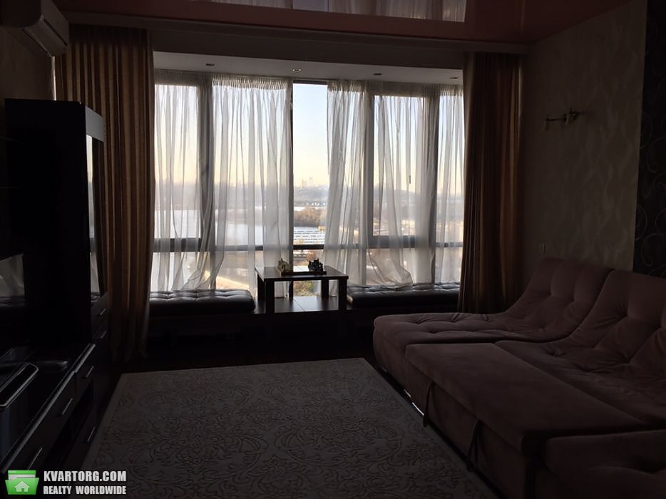 Rent out 2-room apartment. Киев,  Днепровская наб — photo 5