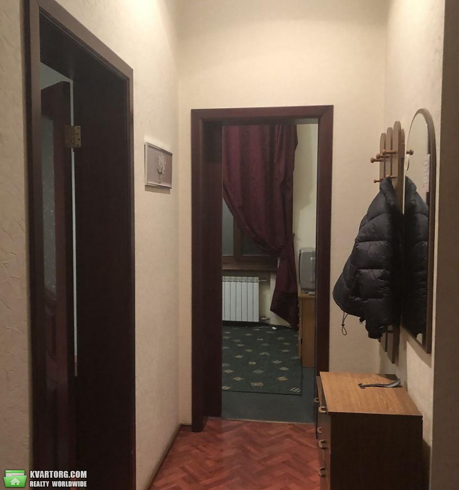 Rent out 2-room apartment. Киев,  Набережно-Крещатикская — photo 5