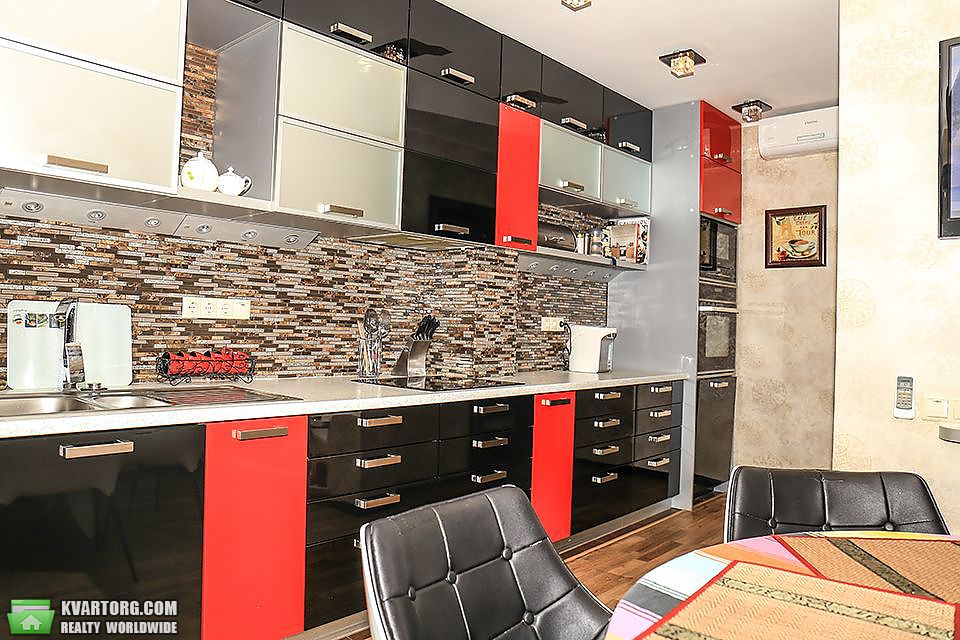 Sell 4-room apartment. Киев, Пчелки — photo 1
