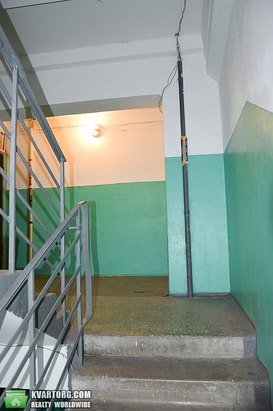 Sell 2-room apartment. Киев,  Лайоша Гавро — photo 2