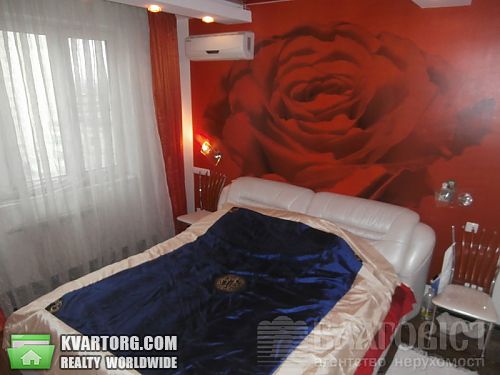 Sell 3-room apartment. Киев, Днепровская наб — photo 1