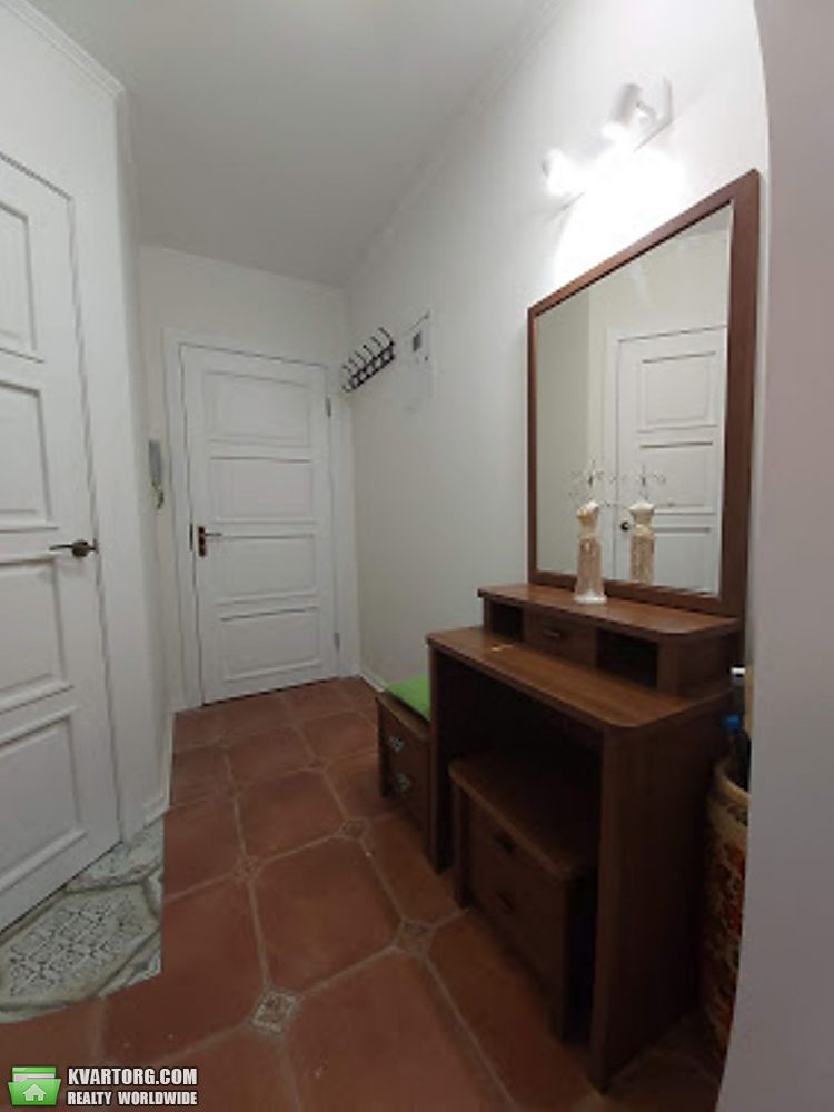Rent out 2-room apartment. Киев, Елены  Телиги — photo 8