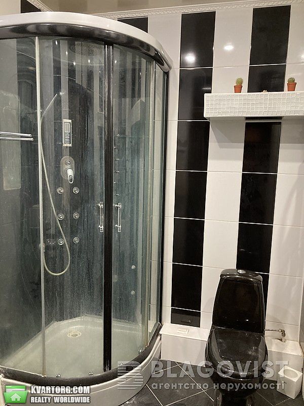 Rent out 2-room apartment. Киев, Милославская — photo 6