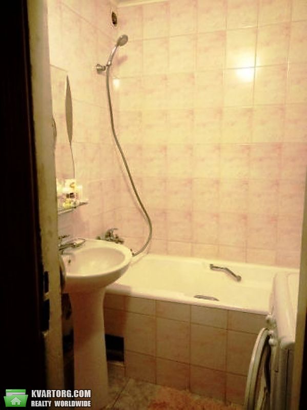 Sell 3-room apartment. Киев,  Срибнокильская — photo 7