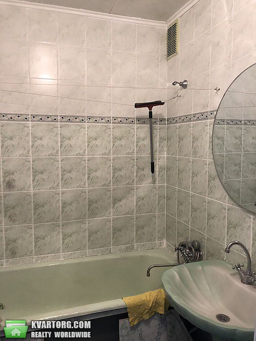 Sell 3-room apartment. Киев, Радунская ул. — photo 8