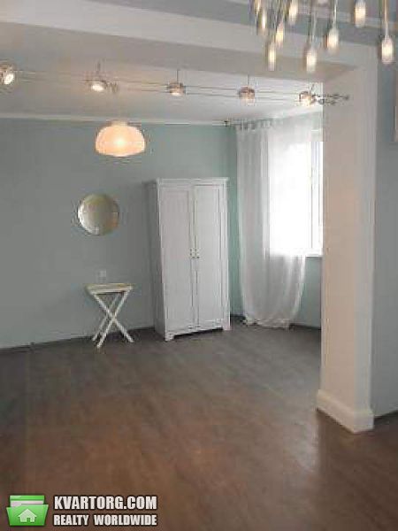Sell 3-room apartment. Киев, Урловская — photo 1