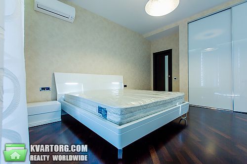 Sell 3-room apartment. Киев,  Драгомирова — photo 9
