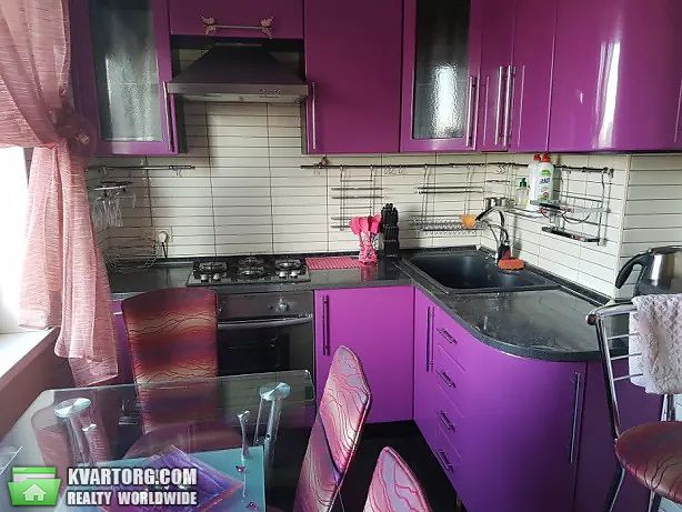 Sell 3-room apartment. Киев,  Верховинная — photo 1