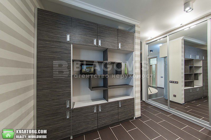 Rent out 2-room apartment. Киев,  Антоновича — photo 5