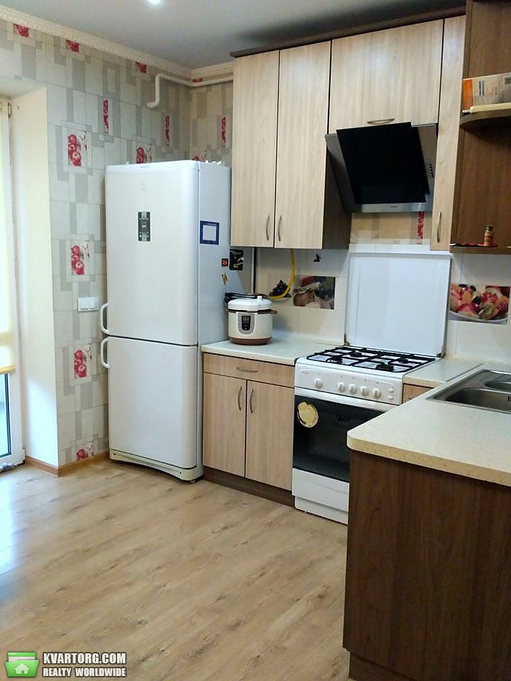 Rent out 1-room apartment. Киевская обл., Соборная — photo 4