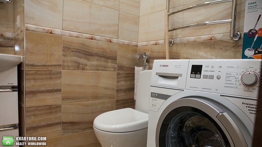 Rent out 2-room apartment. Киев,  Бажана — photo 8
