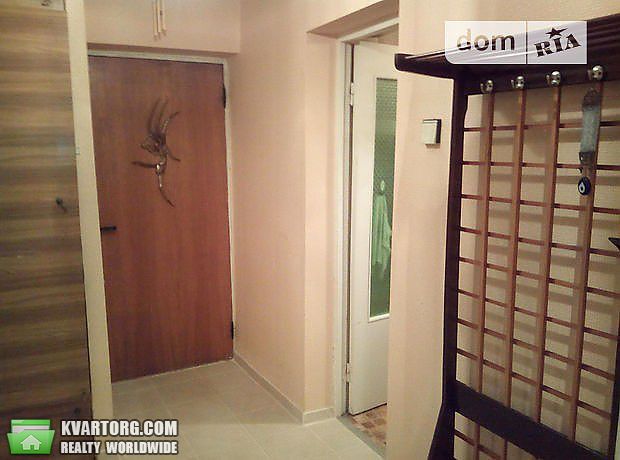 Rent out 1-room apartment. Киев,  Верхний Вал — photo 3
