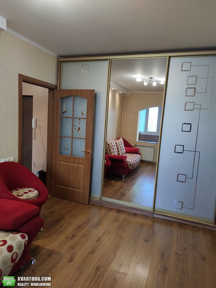 Rent out 1-room apartment. Киев, Ефремова — photo 1