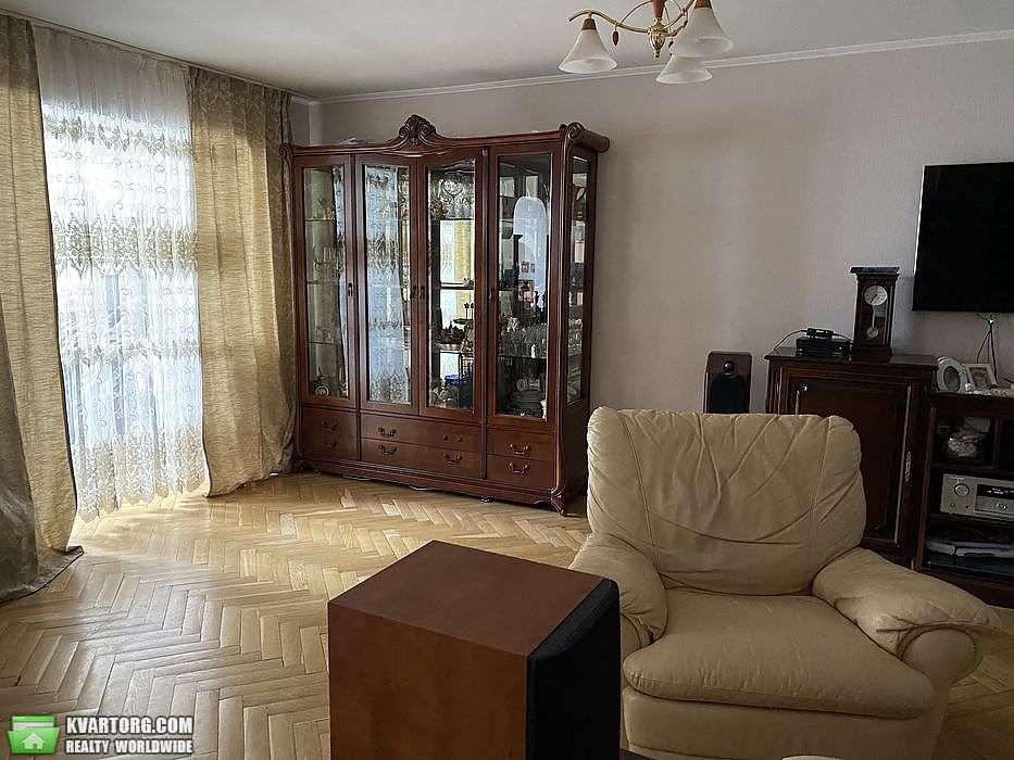 Sell 3-room apartment. Киев, Шептицкого — photo 1