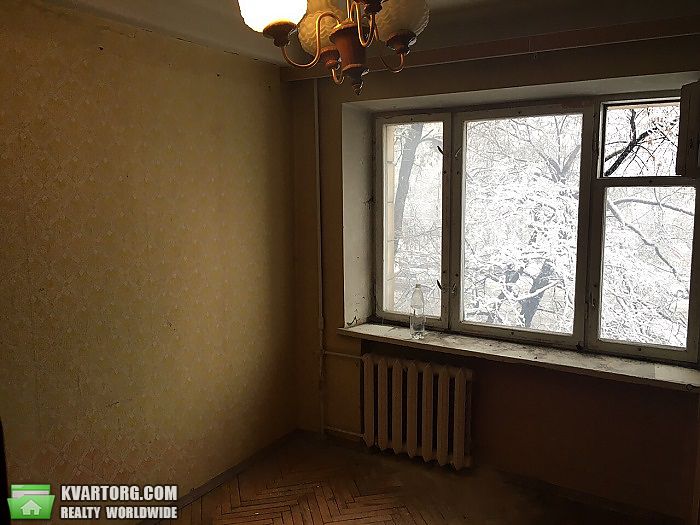 Sell 2-room apartment. Киев,  Щорса — photo 3
