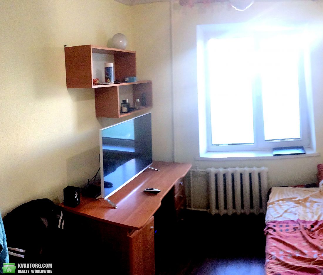 Sell 4-room apartment. Киев,  Курчатова — photo 3