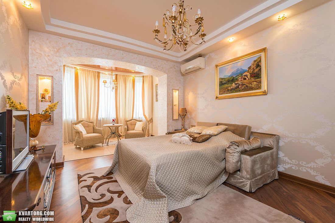 Sell 4-room apartment. Киев,  Вышгородская — photo 6