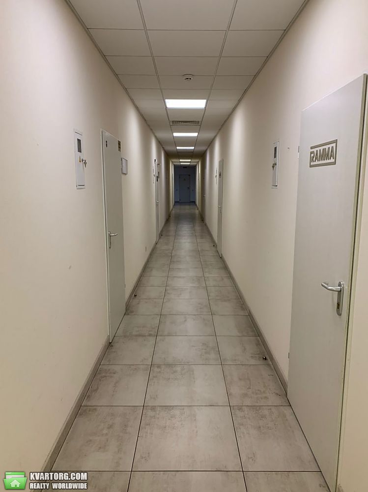 Rent out office. Киев, Новоконстантиновская — photo 4