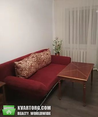 Rent out 2-room apartment. Киев, Малокитаевская — photo 1