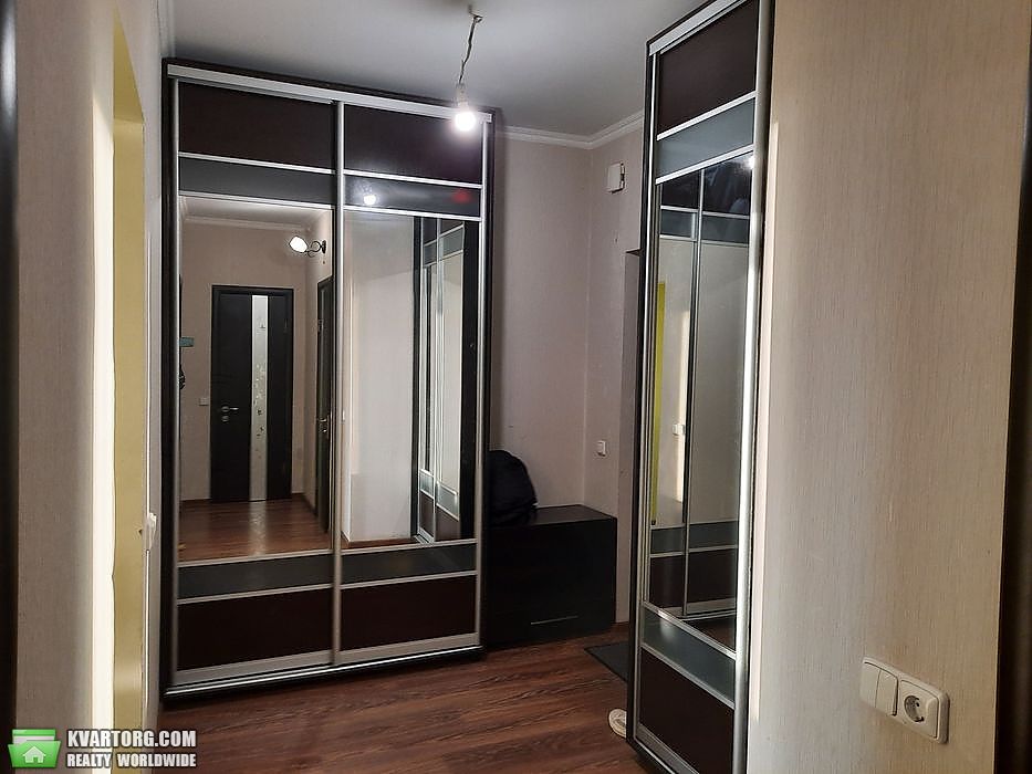 Rent out 1-room apartment. Киев,  Автозаводская — photo 5