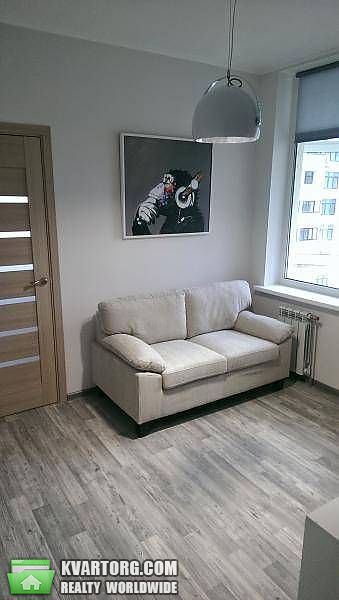 Rent out 2-room apartment. Киев, Сикорского ул. — photo 3