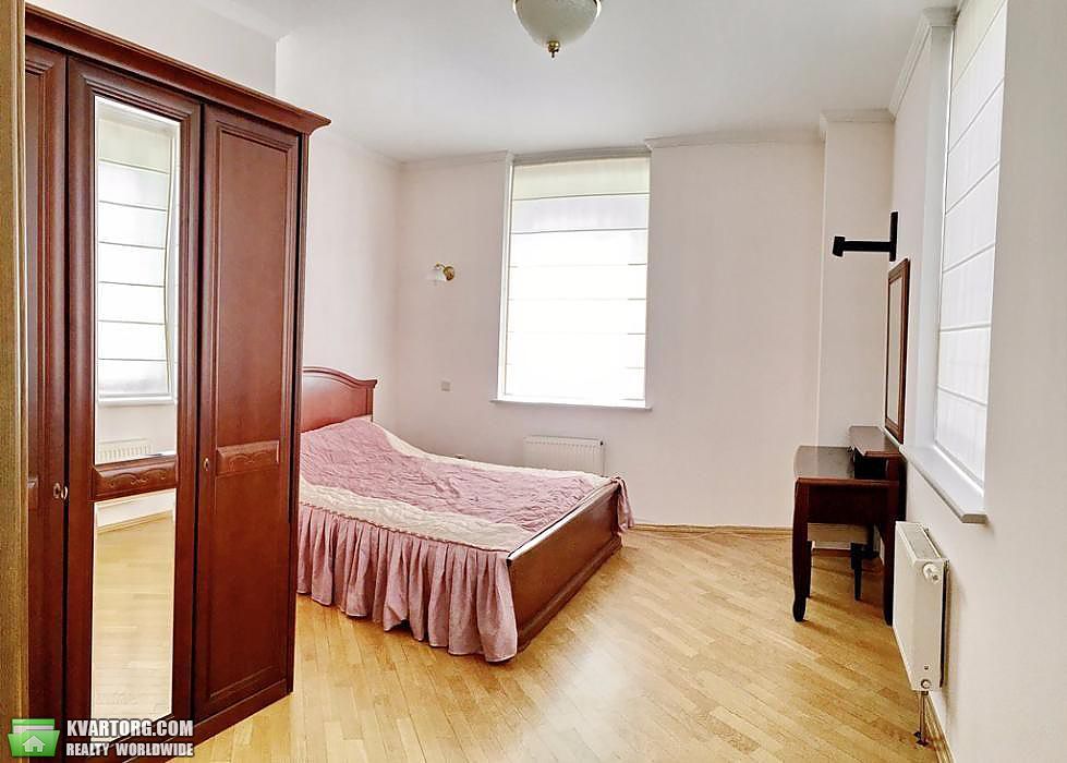 Rent out 4-room apartment. Киев,  Богдана Хмельницкого — photo 9